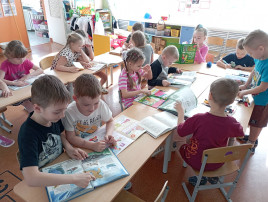 23 апреля - Всемирный день книг 23 апреля - Всемирный день книг.